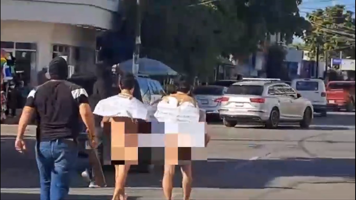 Video Grupo Armado Entra A Universidad En Sinaloa Desnuda A Alumnos Y Los Tablea